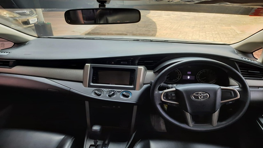 TOYOTA INNOVA 2.4 G AT 2018